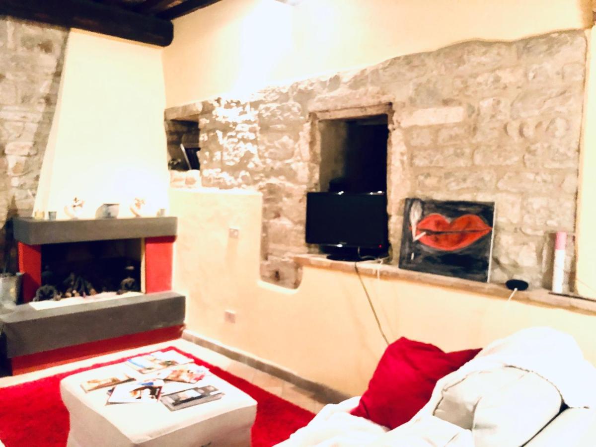 Ferienwohnung Da Patou Todi Exterior foto